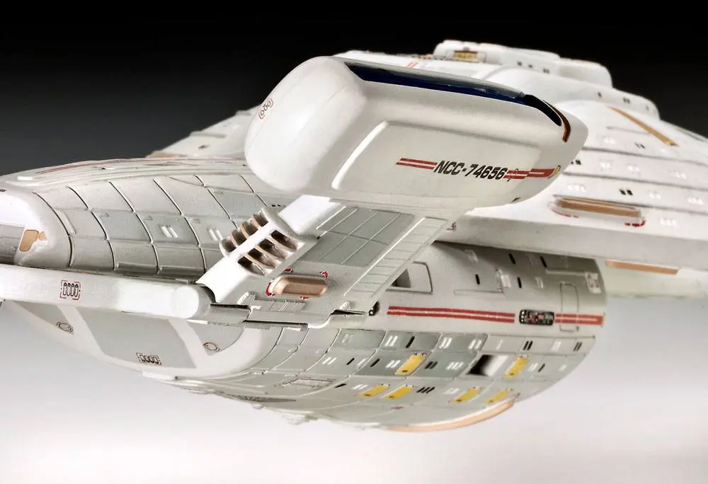 Star Trek Model Kit 1/670 U.S.S. Voyager 51 cm fotografija proizvoda