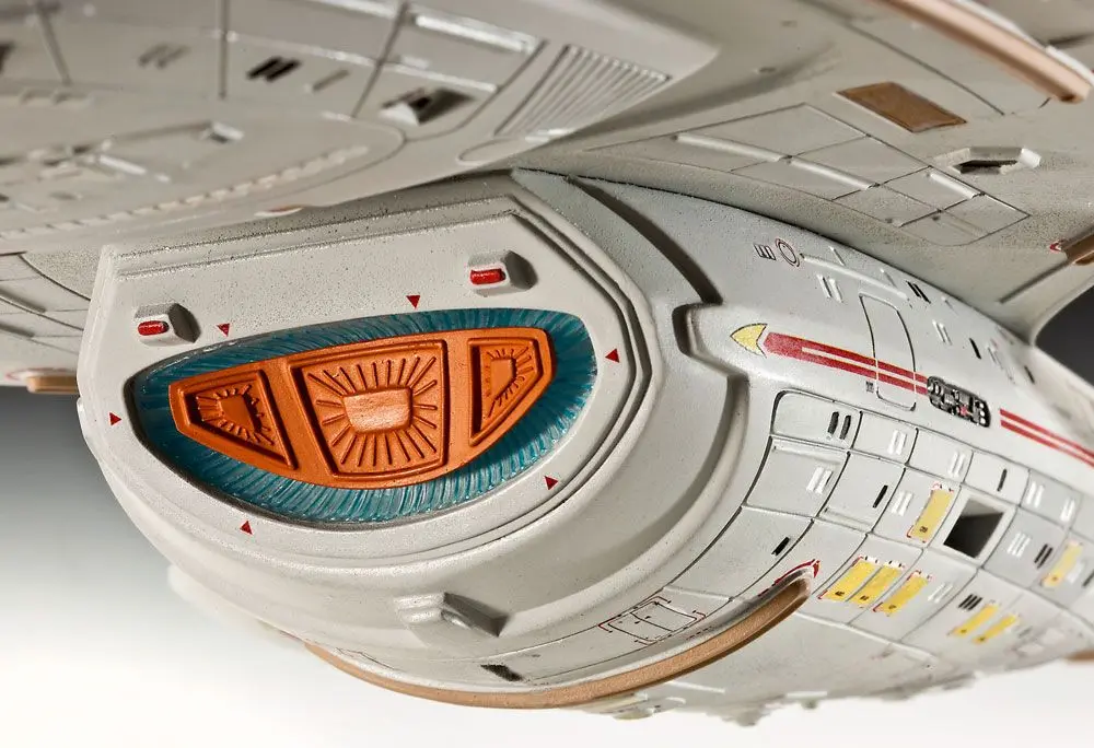Star Trek Model Kit 1/670 U.S.S. Voyager 51 cm fotografija proizvoda