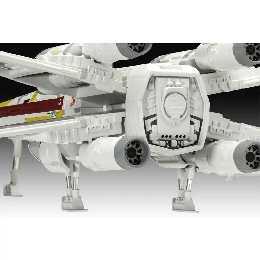 Star Wars Model Kit 1/57 Carson Teva's X-Wing Fighter 22 cmStar Wars maketa 1/57 Carson Teva's X-Wing Fighter 22 cm fotografija proizvoda