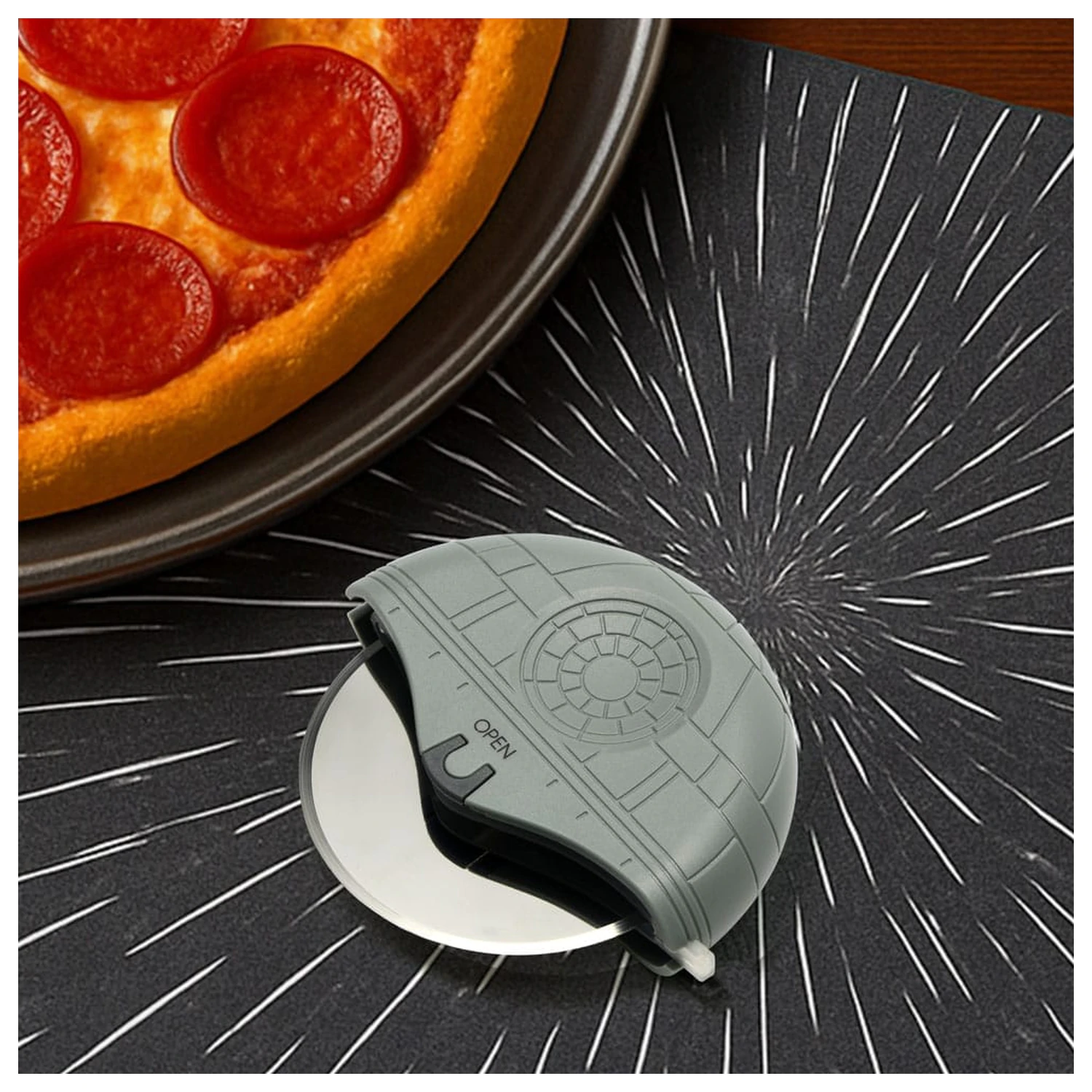 Star Wars rezač pizze Death Star fotografija proizvoda