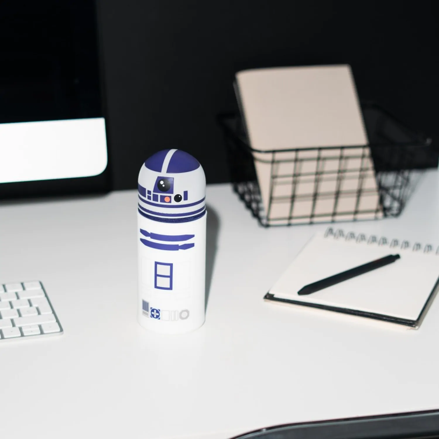 Star Wars R2-D2 3D pernica fotografija proizvoda