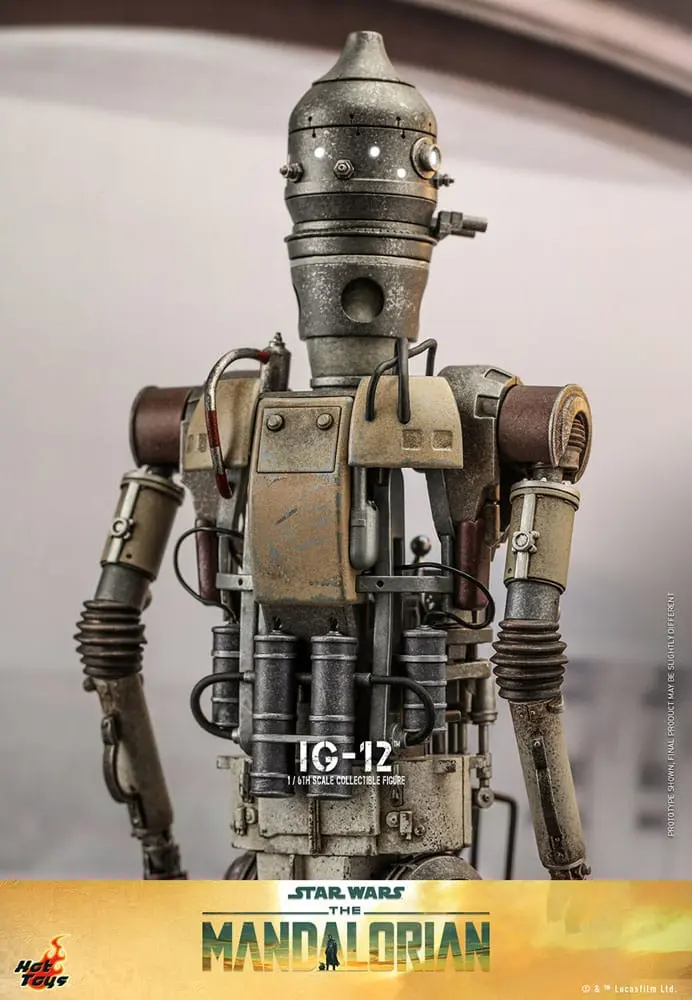 Star Wars: The Mandalorian akcijska figura 1/6 IG-12 36 cm fotografija proizvoda