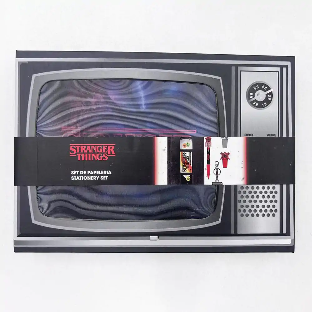 Stranger Things set uredskog materijala fotografija proizvoda