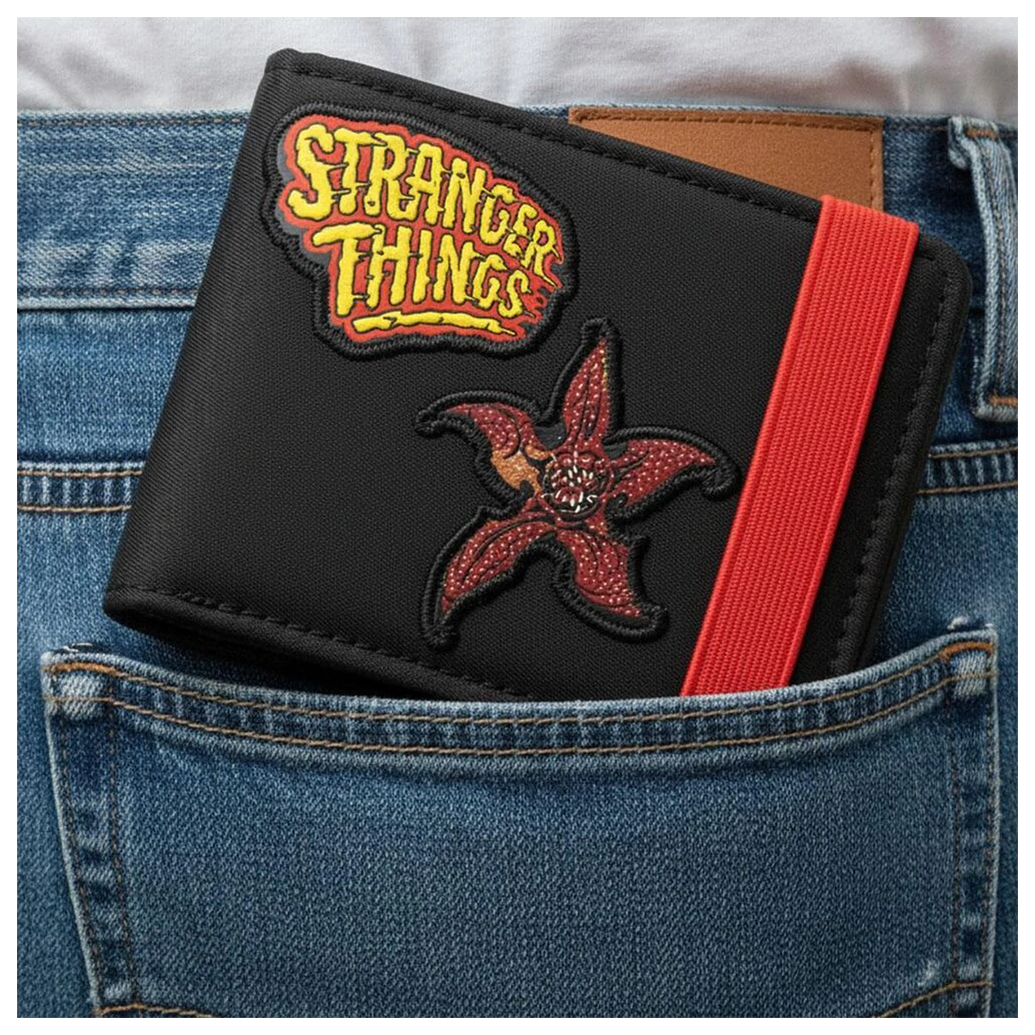 Stranger Things novčanik fotografija proizvoda