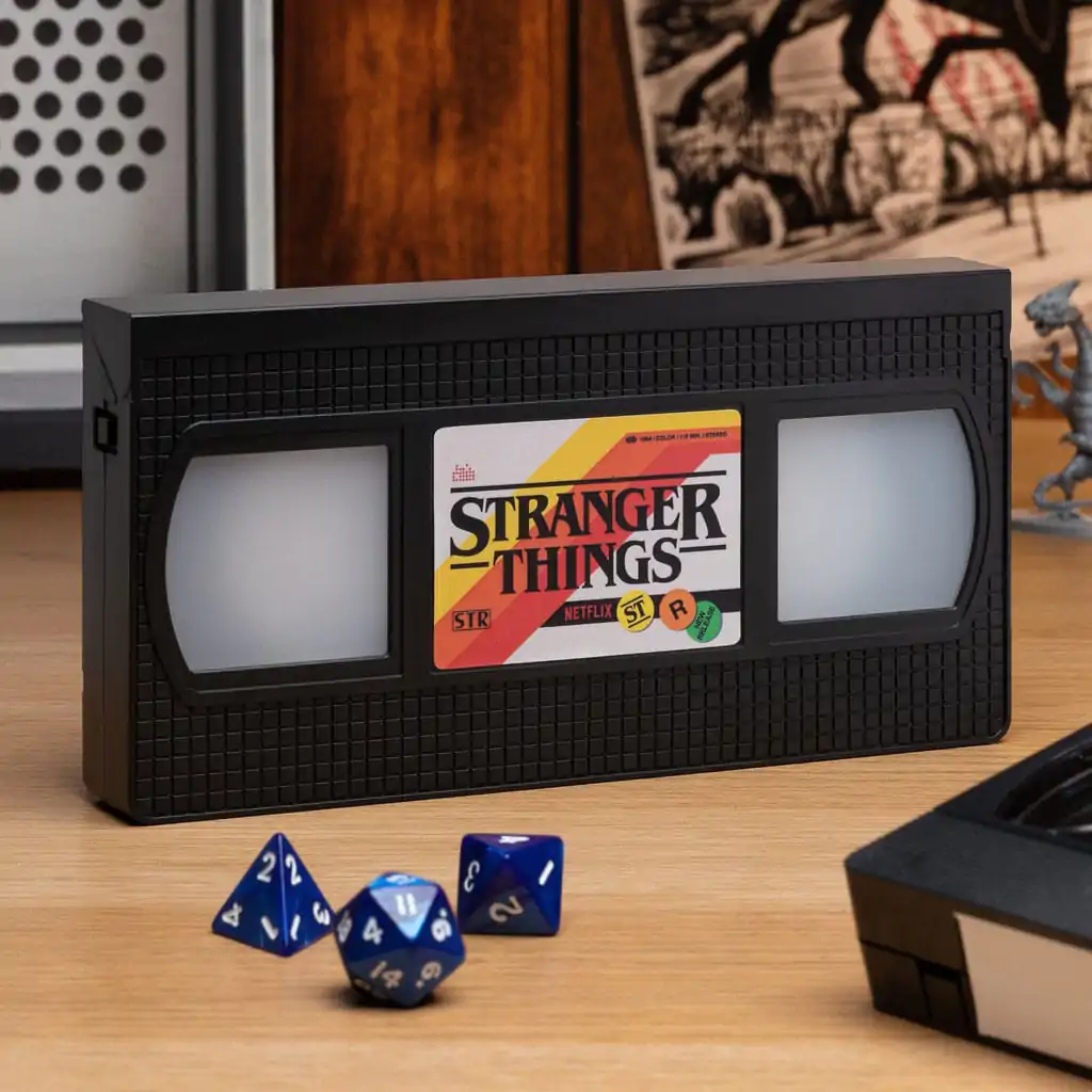 Stranger Things: VHS Logo Svjetlo fotografija proizvoda