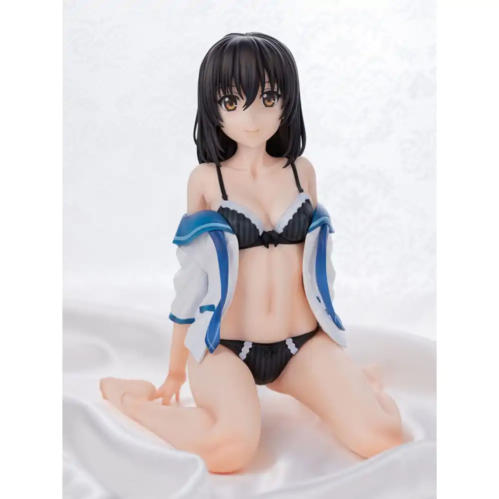 Strike the Blood Final PVC Kip 1/4 Yukina Himeragi Black Lingerie Ver. 22 cm fotografija proizvoda