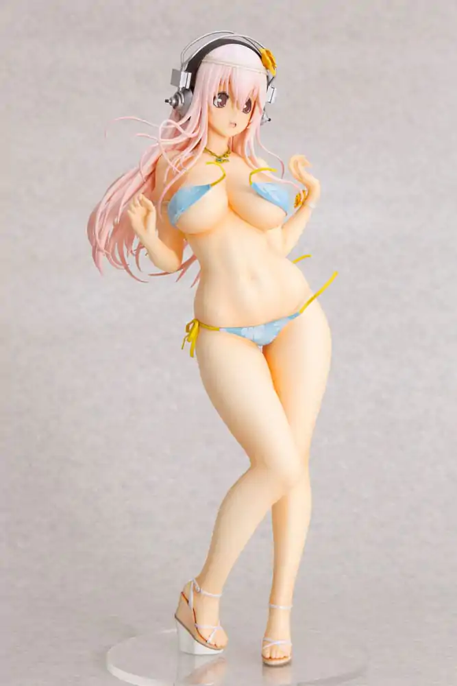 Super Sonico Statue 1/4.5 Super Sonico Summer Vacation Ver. 35 cm Kip fotografija proizvoda
