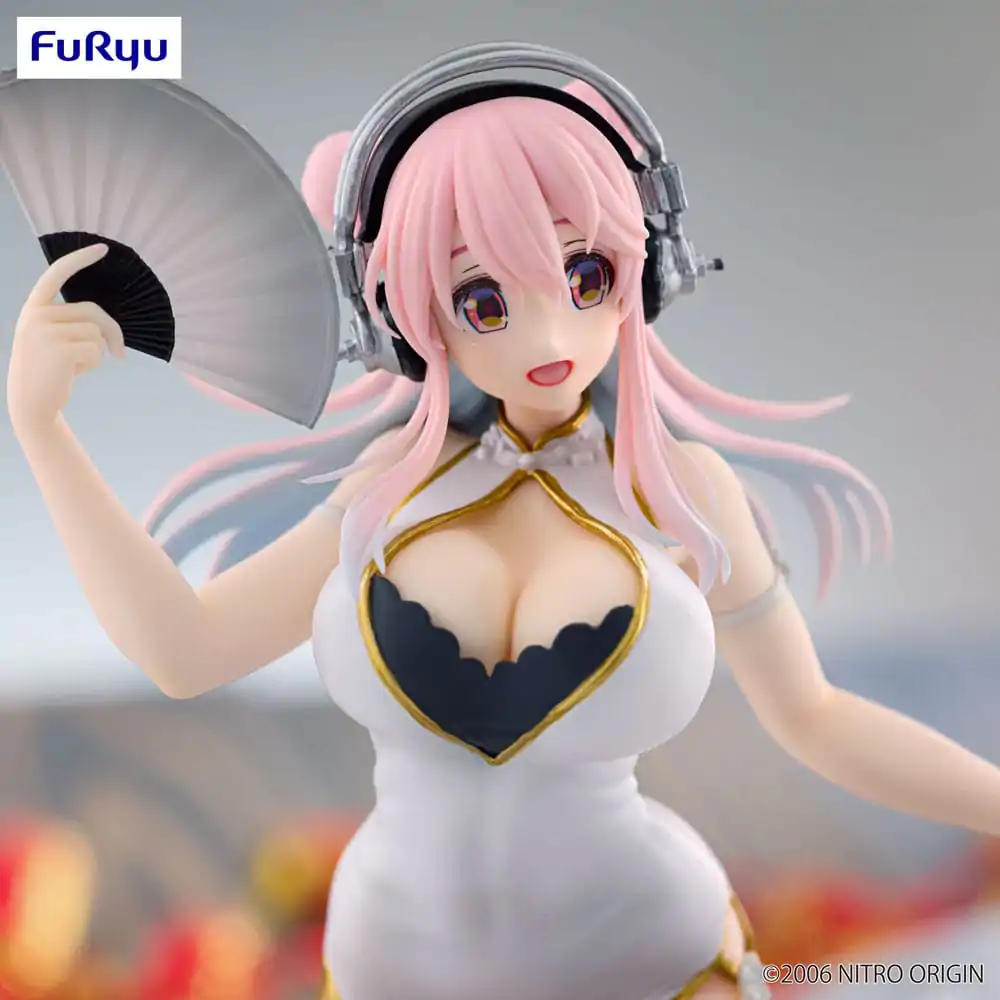 Super Sonico Trio-Try-iT PVC Kip White China Dress Ver. 21 cm fotografija proizvoda