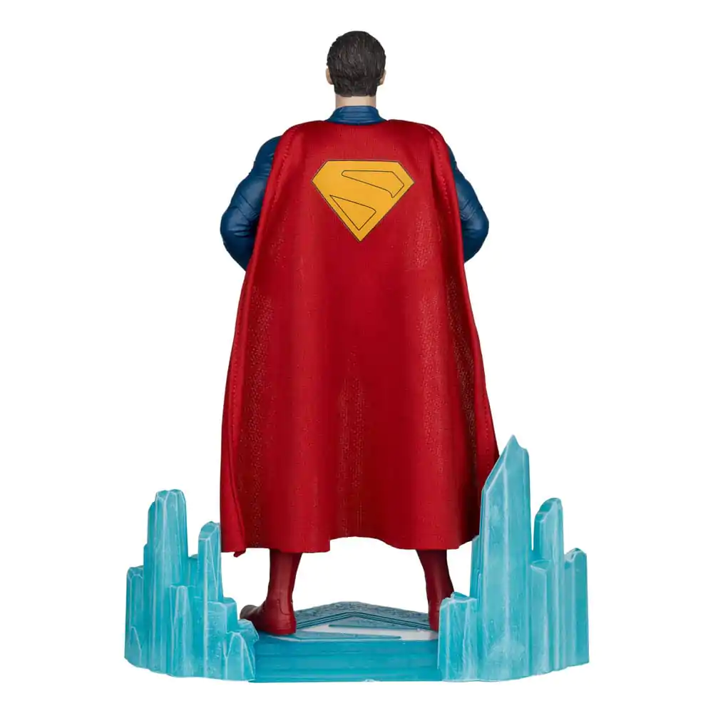 Superman (2025) DC Multiverse Mega akcijska figura Superman 28 cm fotografija proizvoda