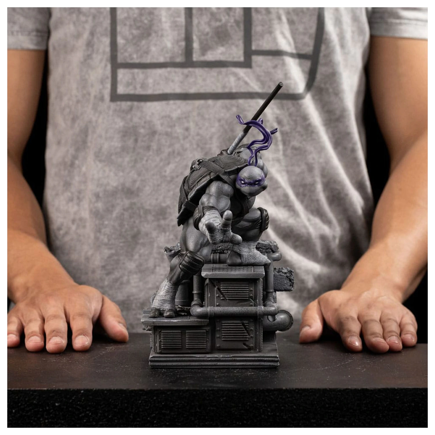 Teenage Mutant Ninja Turtles Art Scale statua 1/10 Donatello Black and White Variant 26 cm fotografija proizvoda