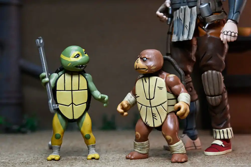 Teenage Mutant Ninja Turtles (The Last Ronin The Lost Years) Akcijska Figura Grammy April s Baby Yi & Moja 18 cm fotografija proizvoda