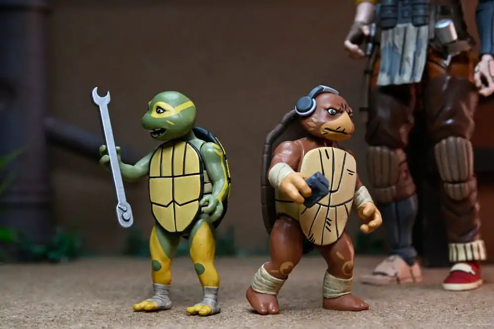 Teenage Mutant Ninja Turtles (The Last Ronin The Lost Years) Akcijska Figura Grammy April s Baby Yi & Moja 18 cm fotografija proizvoda