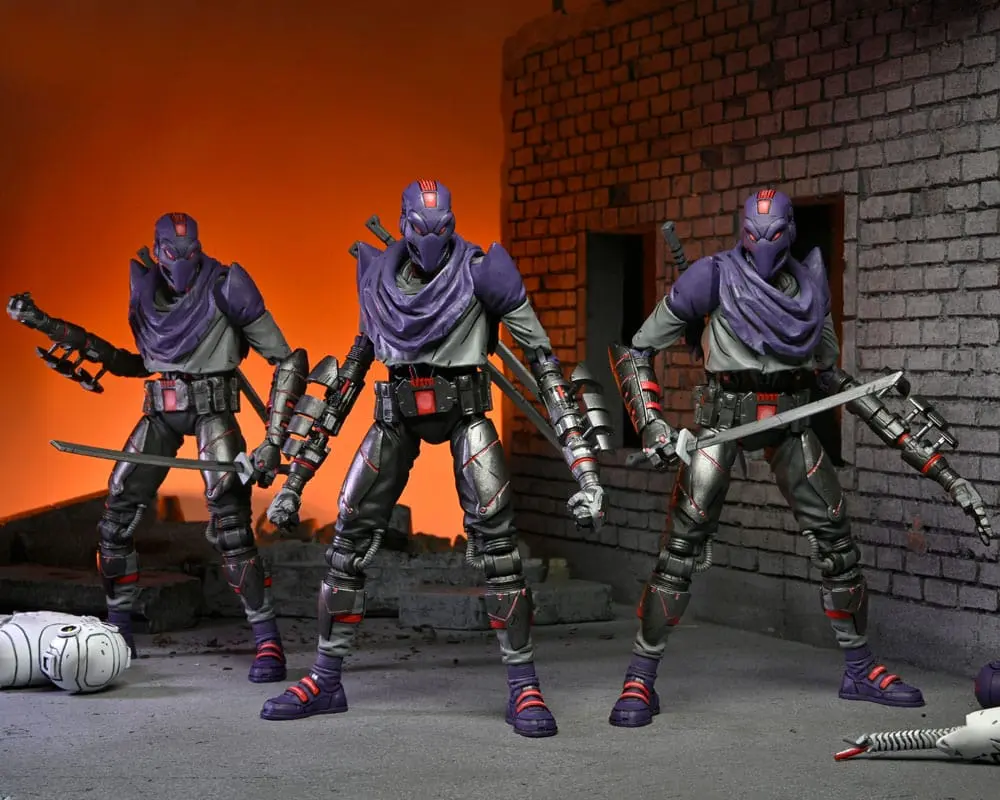 Teenage Mutant Ninja Turtles: The Last Ronin akcijska figura Ultimate Foot Bot 18 cm fotografija proizvoda