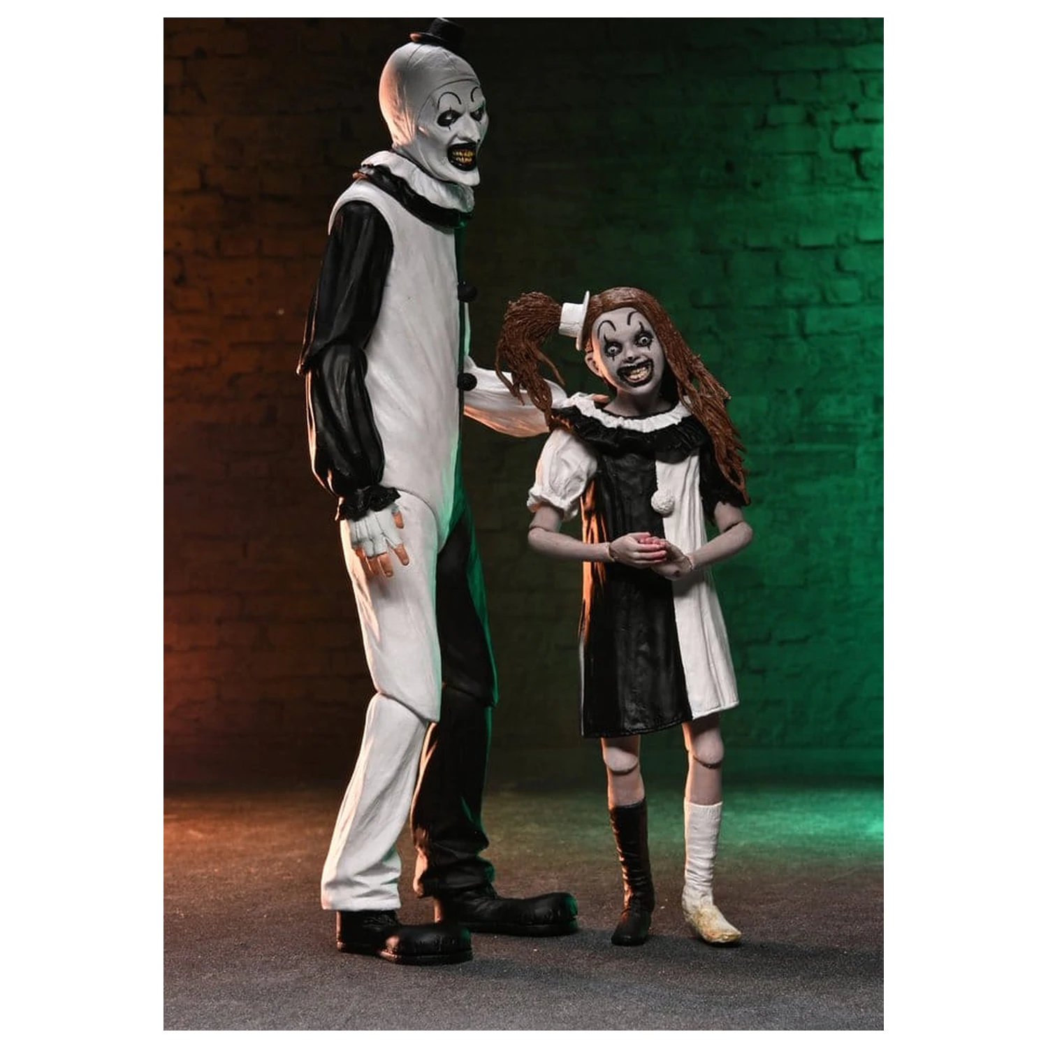 Terrifier 2 2-Pack akcijske figure Ultimate Art the Clown & Little Pale Girl 18 cm fotografija proizvoda