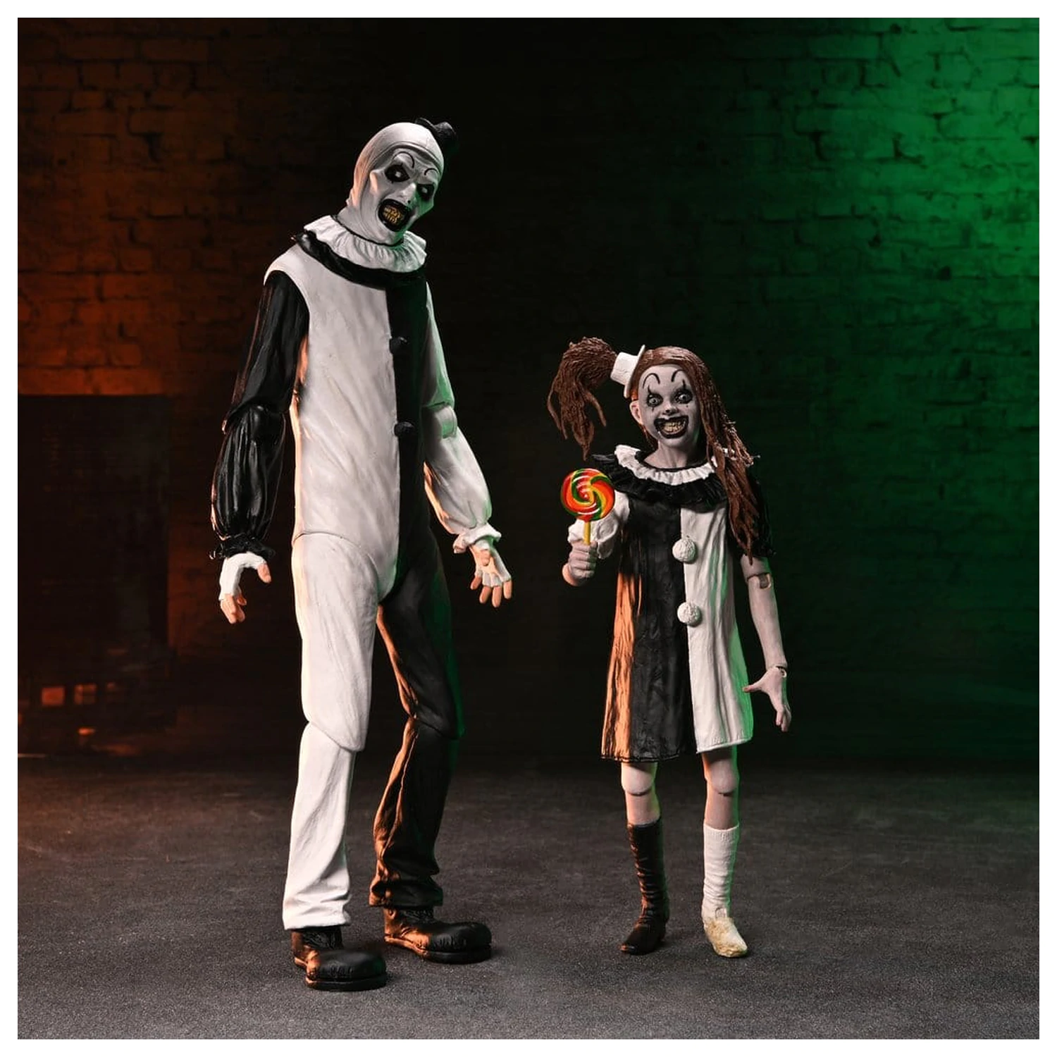 Terrifier 2 2-Pack akcijske figure Ultimate Art the Clown & Little Pale Girl 18 cm fotografija proizvoda