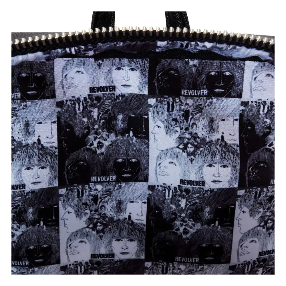 The Beatles by Loungefly Mini Ruksak Revolver Album with Record Pouch fotografija proizvoda