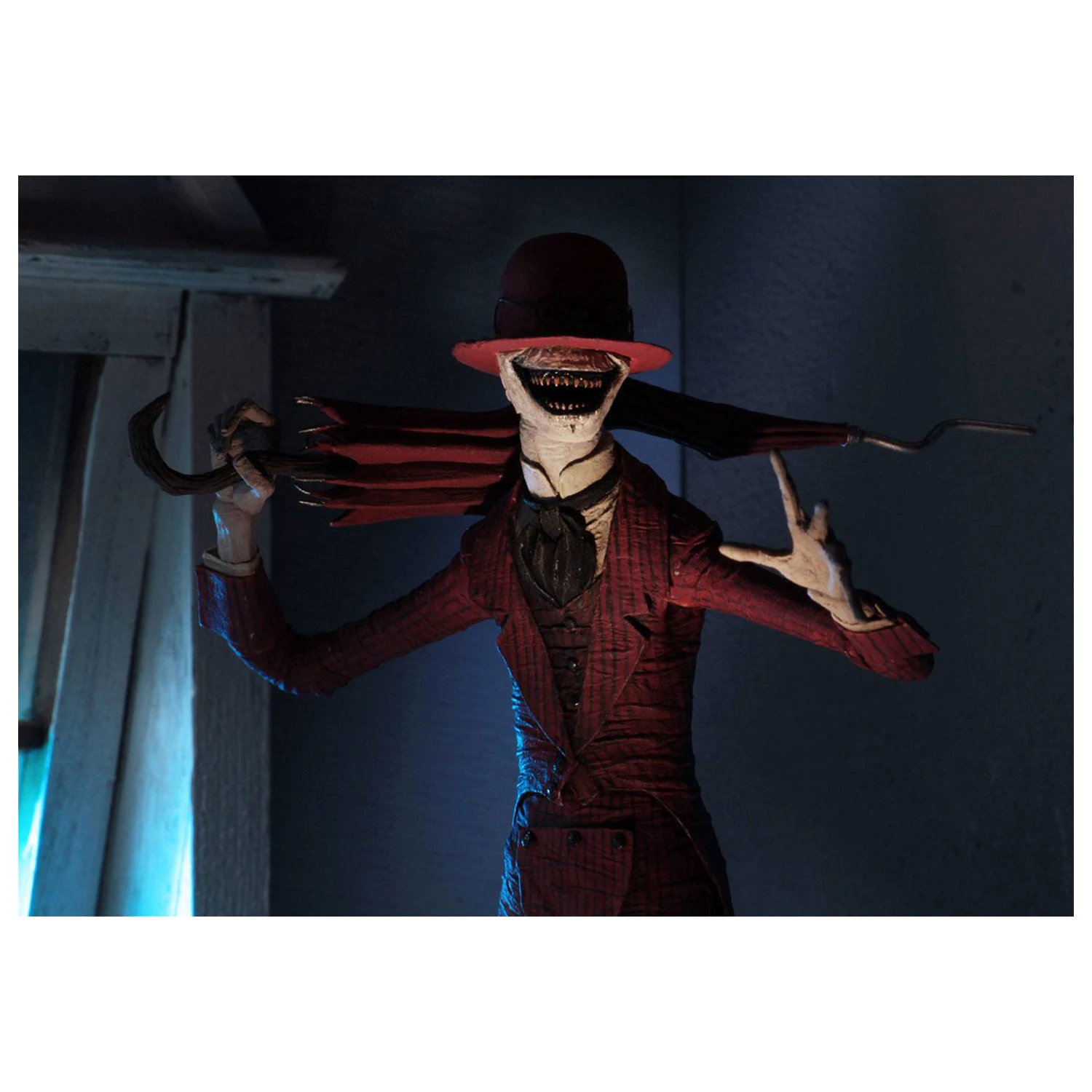 The Conjuring Universe Action Figure Ultimate Crooked Man figura od 23 cm fotografija proizvoda