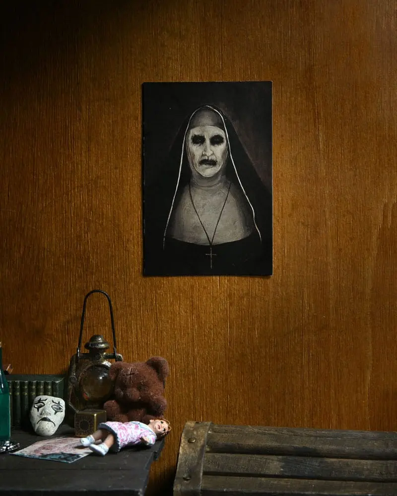 The Conjuring Universe Figura Ultimate The Nun (Valak) 18 cm fotografija proizvoda