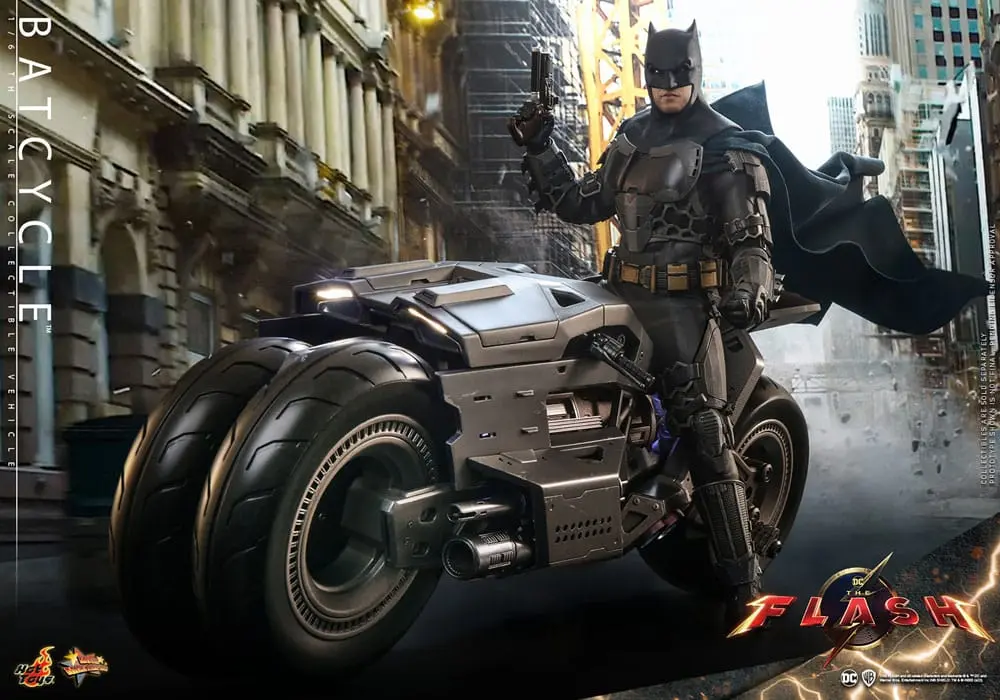 The Flash Movie Masterpiece Vehicle 1/6 Batmotor 56 cm fotografija proizvoda