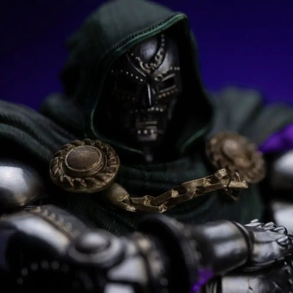 The Infinity Gauntlet Marvel Legends Diorama Kip 1/10 Doctor Doom Deluxe Edition 42 cm fotografija proizvoda