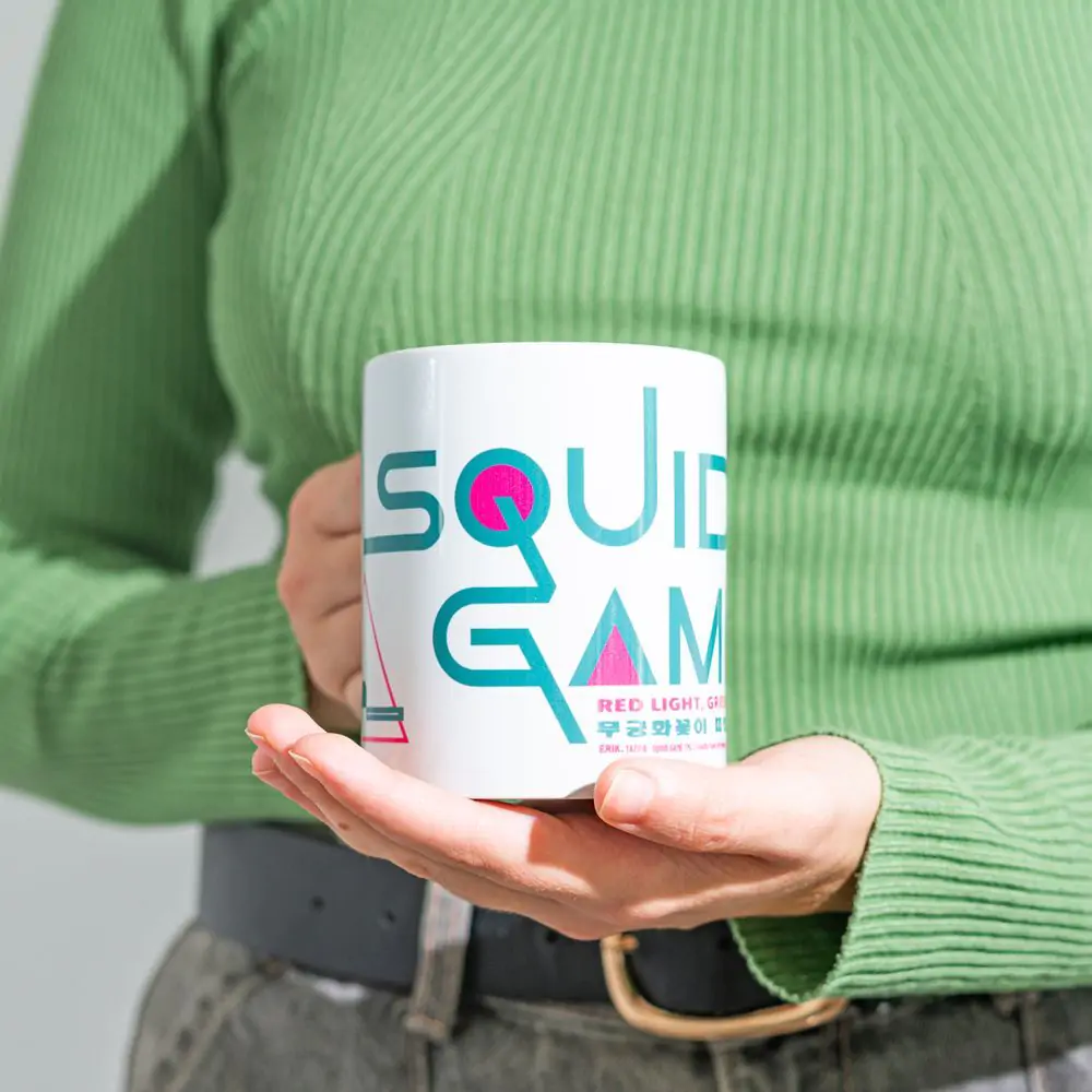 The Squid Game šalica 350 ml fotografija proizvoda