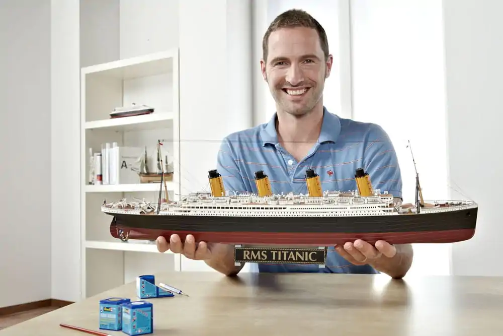 Titanic Model Kit Poklon Set 1/400 R.M.S. Titanic 100th Anniversary Edition 67 cm fotografija proizvoda