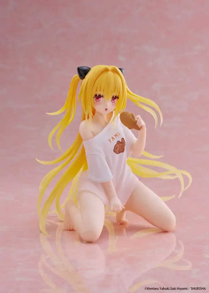 To Love-Ru Darkness PVC figura Stolna slatka figura Golden Darkness Roomwear Ver. 13 cm fotografija proizvoda