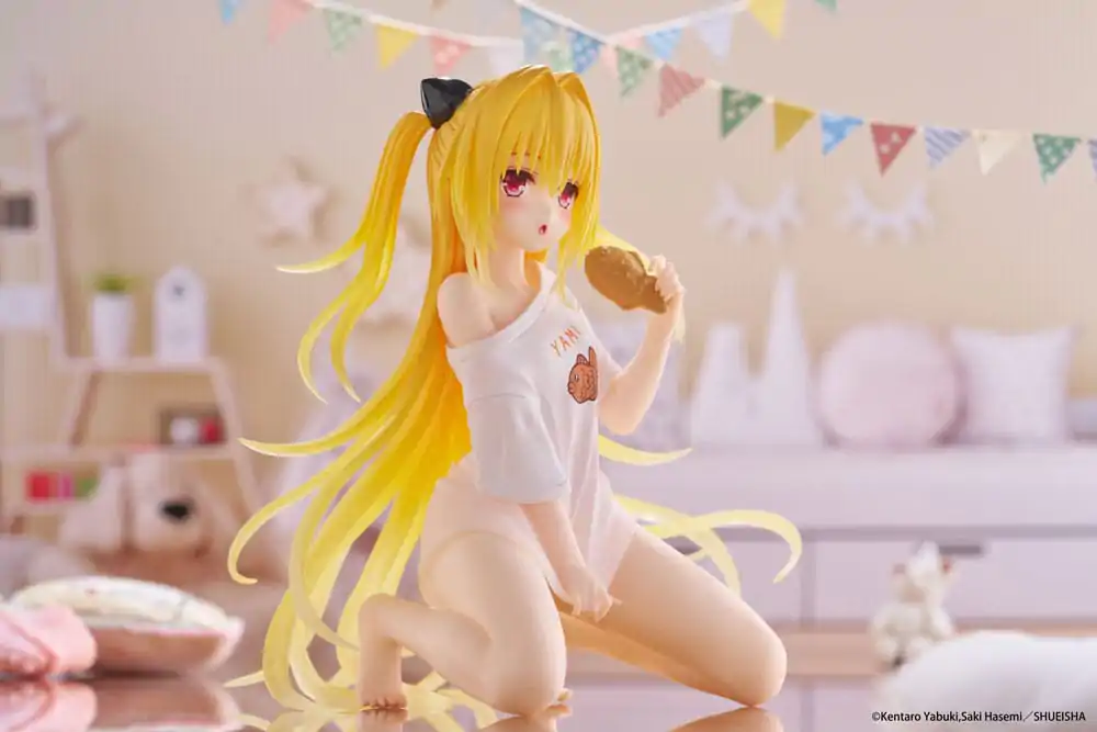 To Love-Ru Darkness PVC figura Stolna slatka figura Golden Darkness Roomwear Ver. 13 cm fotografija proizvoda