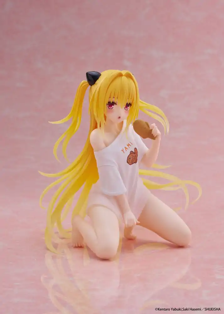 To Love-Ru Darkness PVC figura Stolna slatka figura Golden Darkness Roomwear Ver. 13 cm fotografija proizvoda
