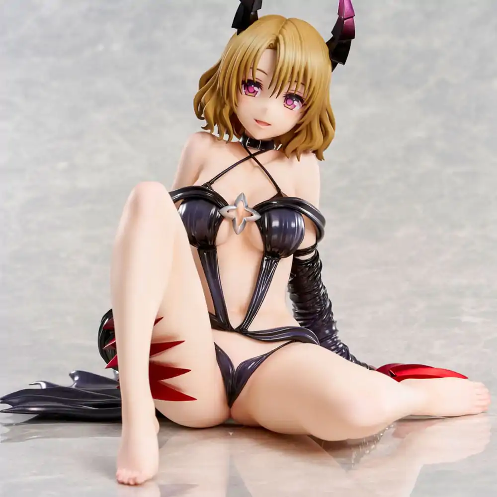 To Love-Ru Darkness PVC Kip Risa Momioka Darkness Ver. 15 cm fotografija proizvoda