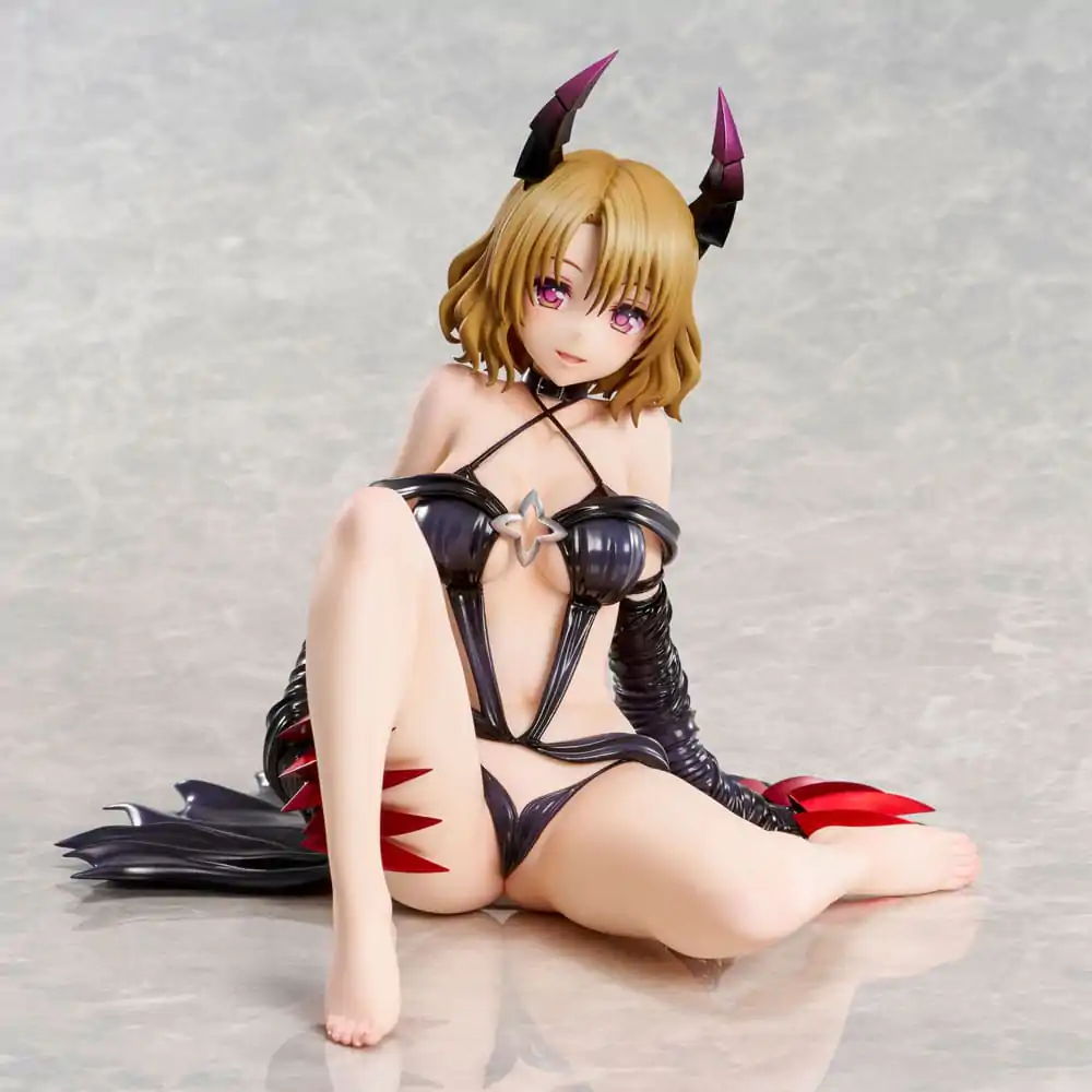 To Love-Ru Darkness PVC Kip Risa Momioka Darkness Ver. 15 cm fotografija proizvoda