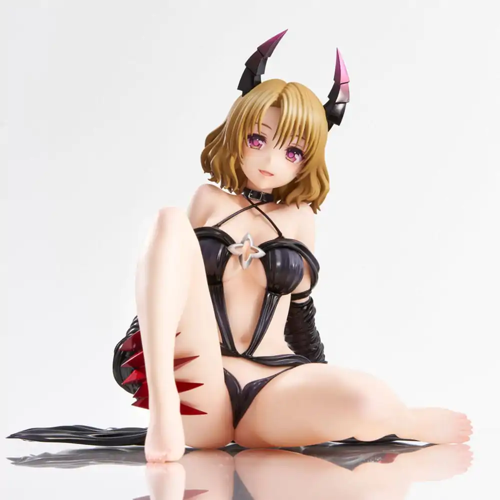 To Love-Ru Darkness PVC Kip Risa Momioka Darkness Ver. 15 cm fotografija proizvoda