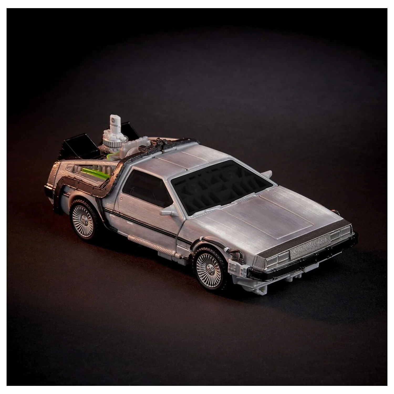 Transformers Back to the Future Delorean Gigawatt figura 14 cm fotografija proizvoda