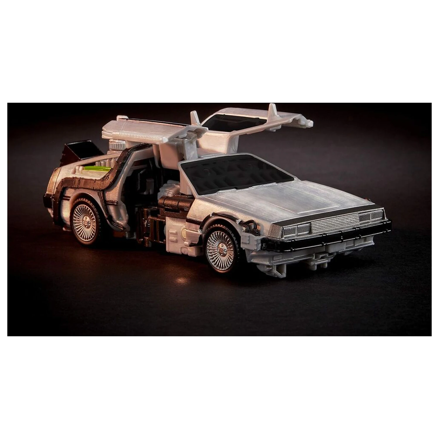 Transformers Back to the Future Delorean Gigawatt figura 14 cm fotografija proizvoda
