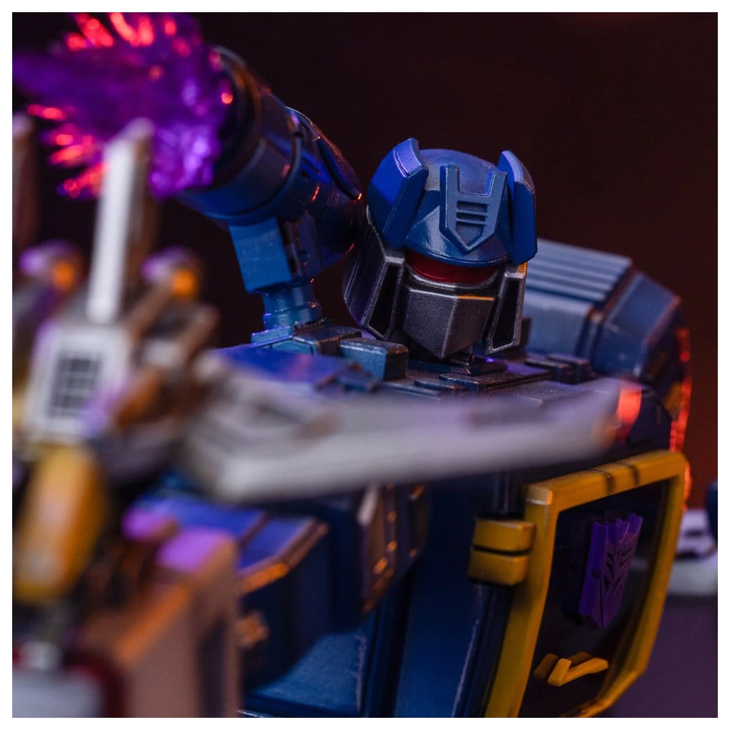 Transformers Demi Scale Kip 1/20 Soundwave 29 cm fotografija proizvoda