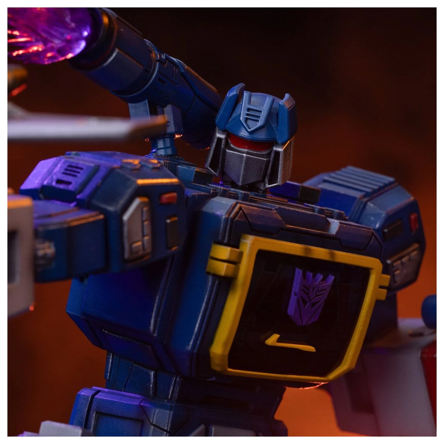 Transformers Demi Scale Kip 1/20 Soundwave 29 cm fotografija proizvoda