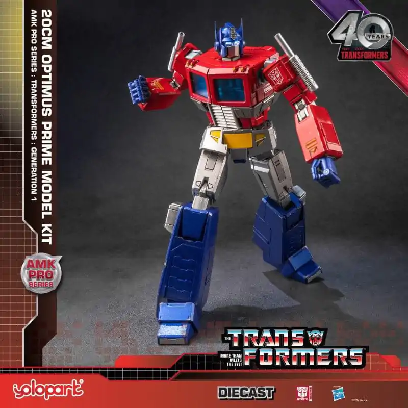 Transformers: Generation One AMK Pro Series plastični model Optimus Prime 20 cm fotografija proizvoda