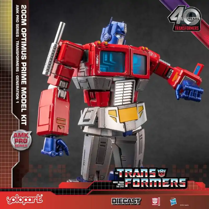 Transformers: Generation One AMK Pro Series plastični model Optimus Prime 20 cm fotografija proizvoda