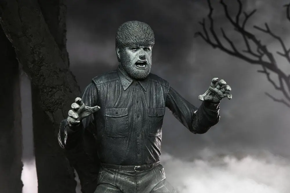 Universal Monsters akcijska figura Ultimate The Wolf Man (crno-bijela) 18 cm fotografija proizvoda