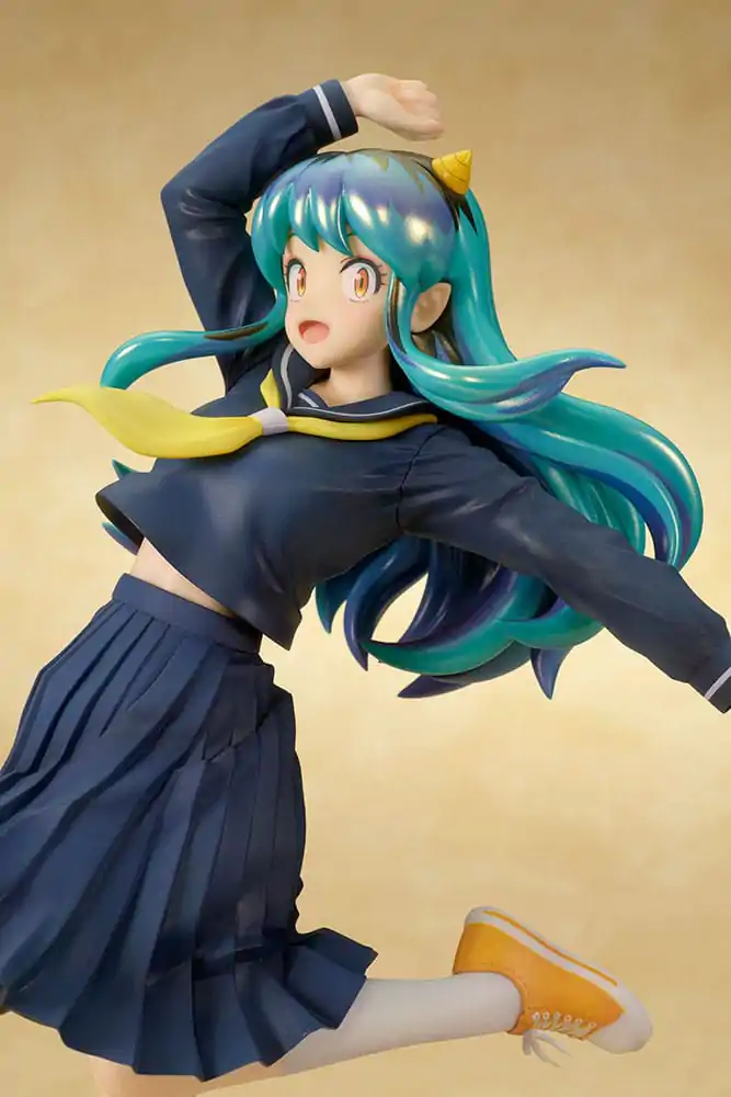 Urusei Yatsura Kip PVC 1/7 Lum Uniform Ver. 28 cm fotografija proizvoda