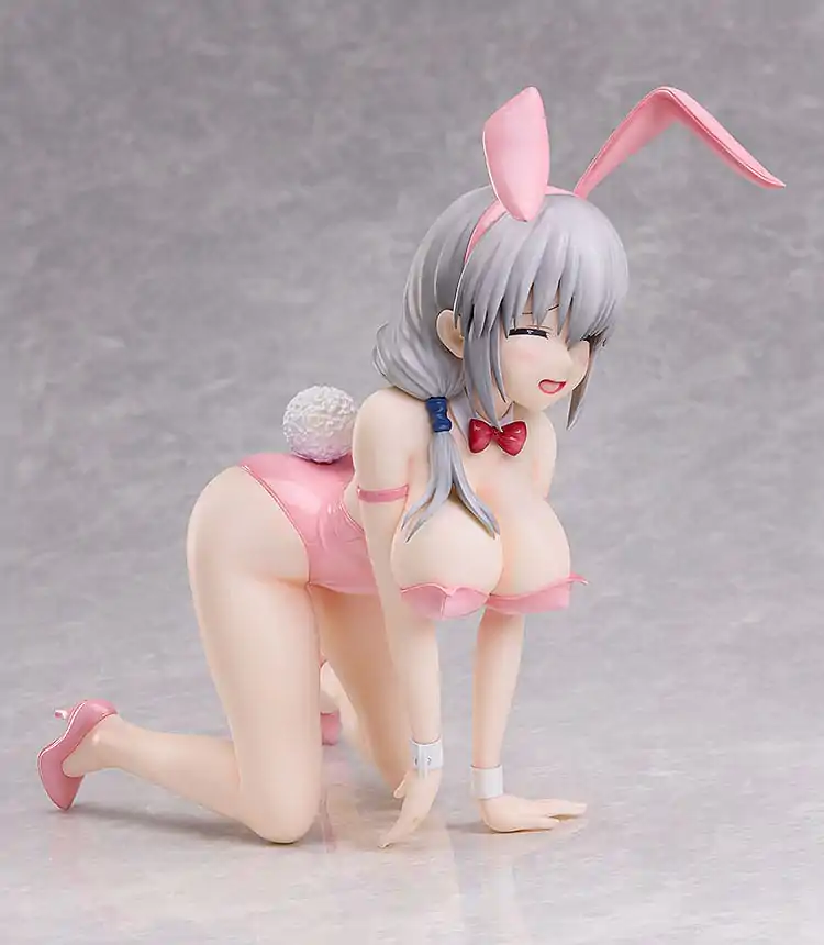 Uzaki-chan Wants to Hang Out! PVC Kip 1/4 Tsuki Uzaki: Bare Leg Bunny Ver. 22 cm fotografija proizvoda