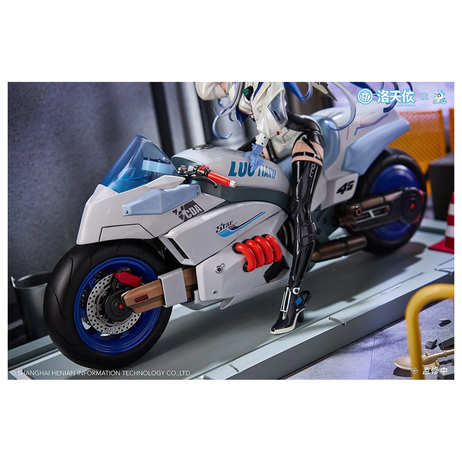 Vsinger PVC kip 1/7 Vsinger Luo Tianyi Retro-Future Storm Driver Ver. 23 cm fotografija proizvoda