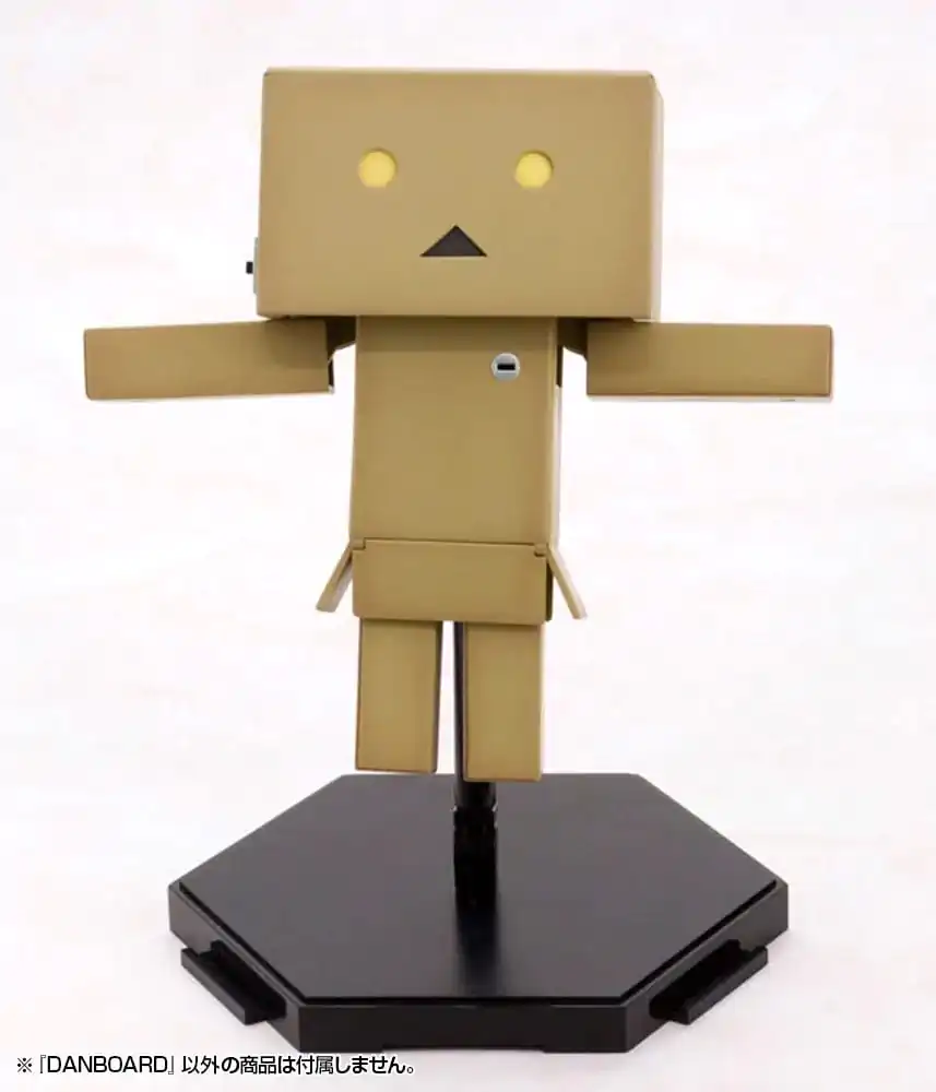 Yotsubato! Plastični komplet za slaganje modela Danboard 13 cm fotografija proizvoda