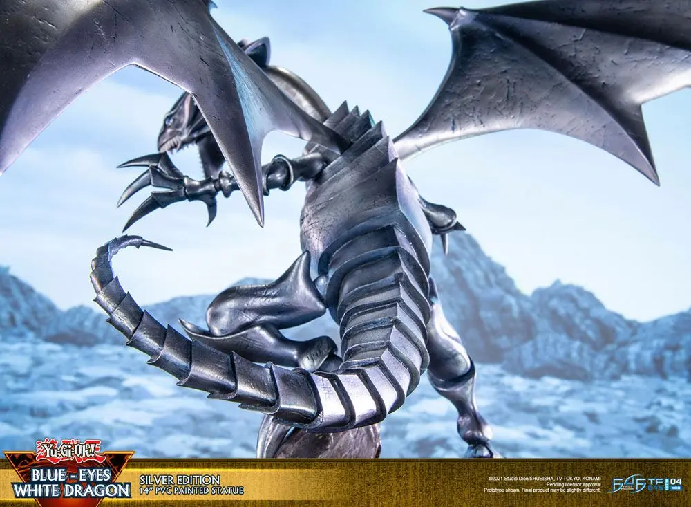 Yu-Gi-Oh! PVC kip Plavi zmaj bijelih očiju Srebrno izdanje 35 cm fotografija proizvoda
