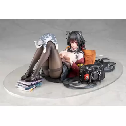 Azur Lane PVC Kip 1/7 Taiho Sweet Time After School Ver. 32 cm termékfotója