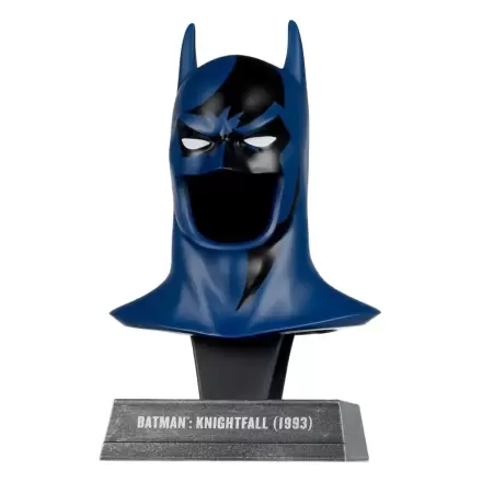 Batman: Knightfall DC Direct Mini Replika 1/3 Batman Kukuljica 19 cm termékfotója