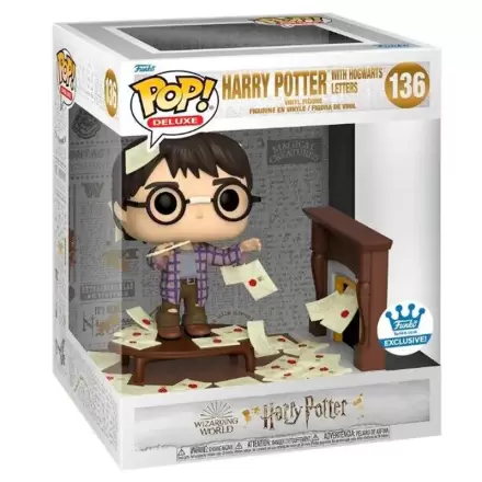 POP figurica Deluxe Harry Potter Anniversary Harry Potter s Hogwarts Letters Exclusive termékfotója